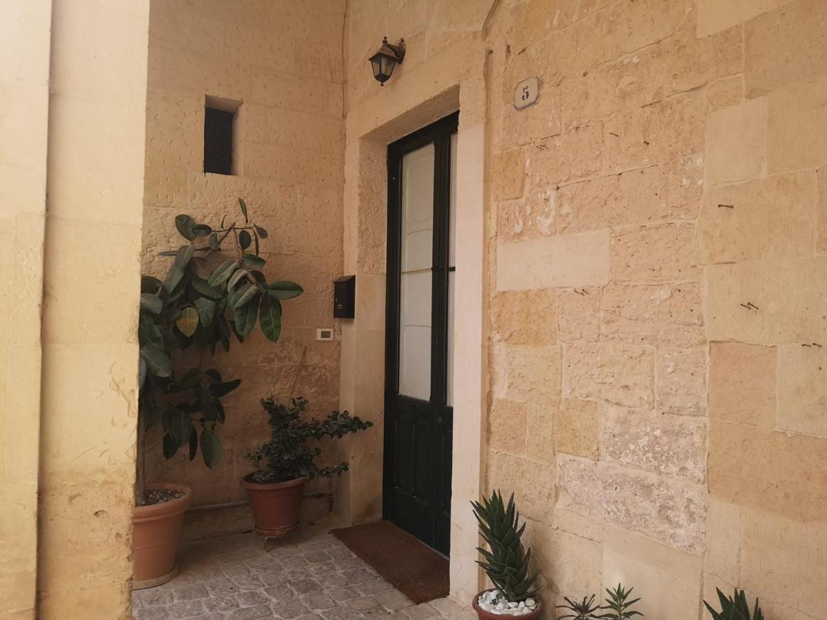 Piazzetta Acquaviva Apartment Lecce Exterior photo